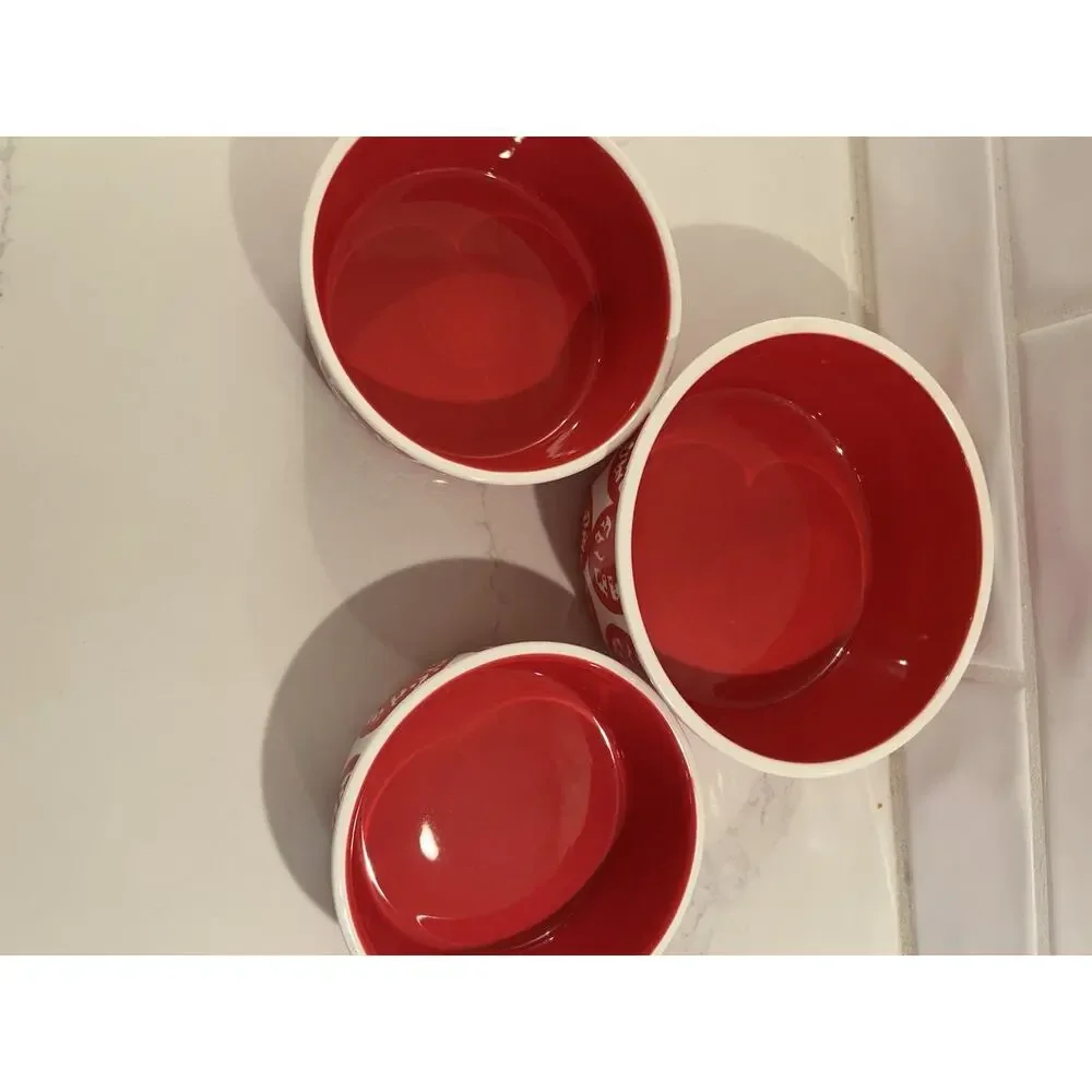 Crate & Barrel set of 3 Ceramic Red‎ & White Pattern Nesting Bowl Serving Set